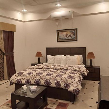Mulberry Residence Luxury Rooms Ισλαμαμπάντ Εξωτερικό φωτογραφία