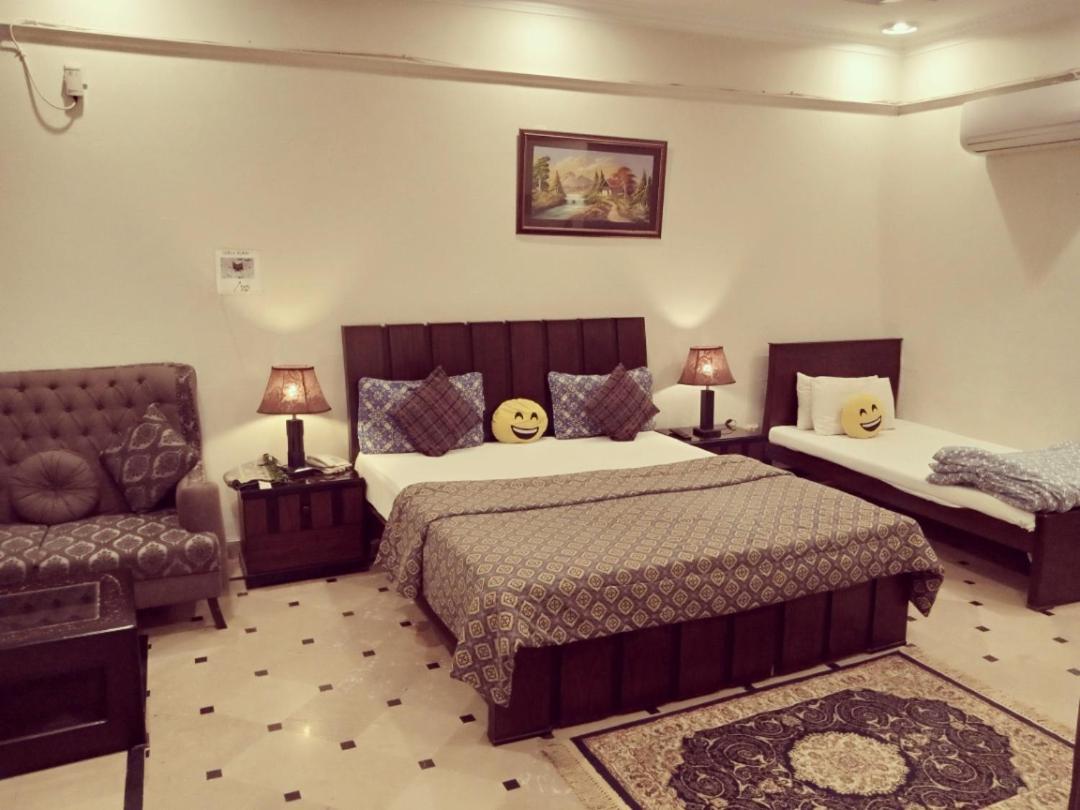Mulberry Residence Luxury Rooms Ισλαμαμπάντ Εξωτερικό φωτογραφία