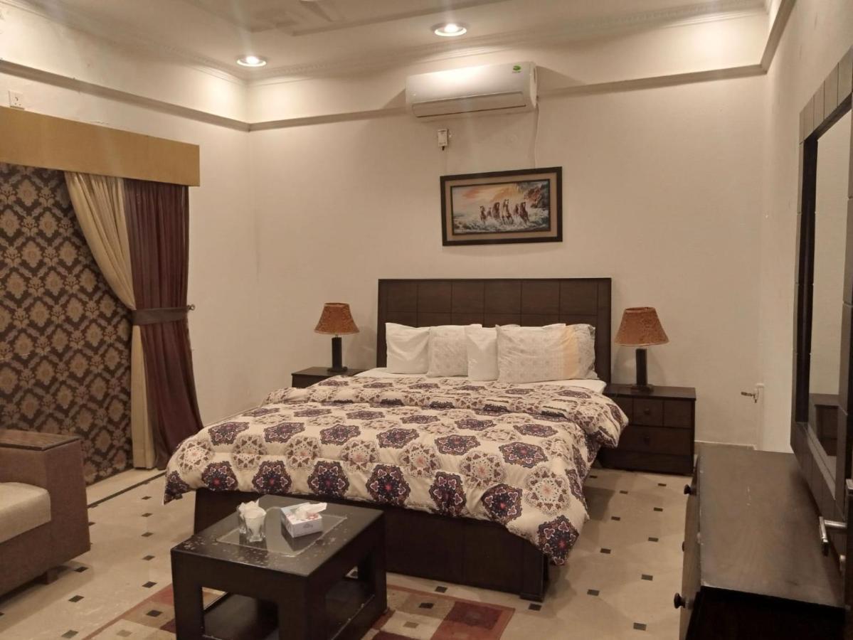 Mulberry Residence Luxury Rooms Ισλαμαμπάντ Εξωτερικό φωτογραφία