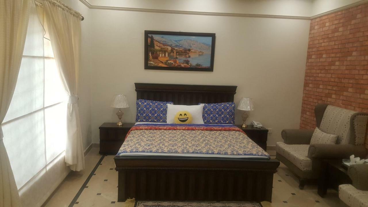 Mulberry Residence Luxury Rooms Ισλαμαμπάντ Εξωτερικό φωτογραφία
