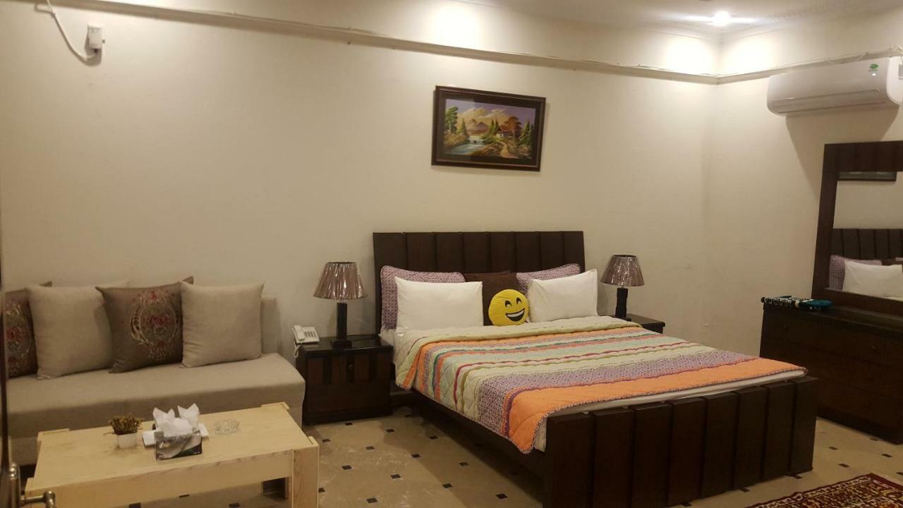 Mulberry Residence Luxury Rooms Ισλαμαμπάντ Εξωτερικό φωτογραφία