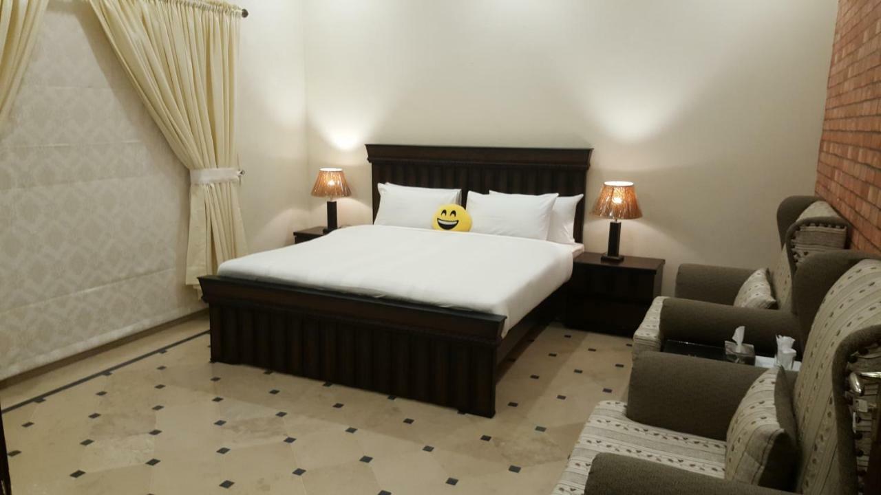 Mulberry Residence Luxury Rooms Ισλαμαμπάντ Εξωτερικό φωτογραφία