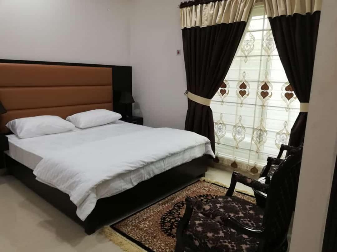 Mulberry Residence Luxury Rooms Ισλαμαμπάντ Εξωτερικό φωτογραφία